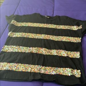 Large men’s ASOS tshirt with sequin